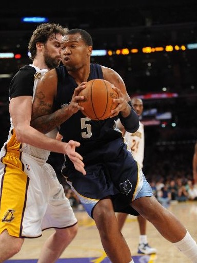 次数远高于 次数远高于